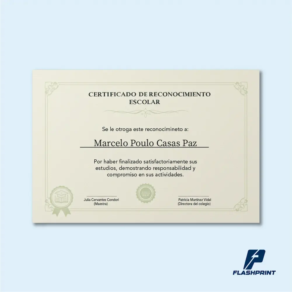 certificado alt="Certificado personalizado con diseño profesional impreso en papel couché A4 horizontal"