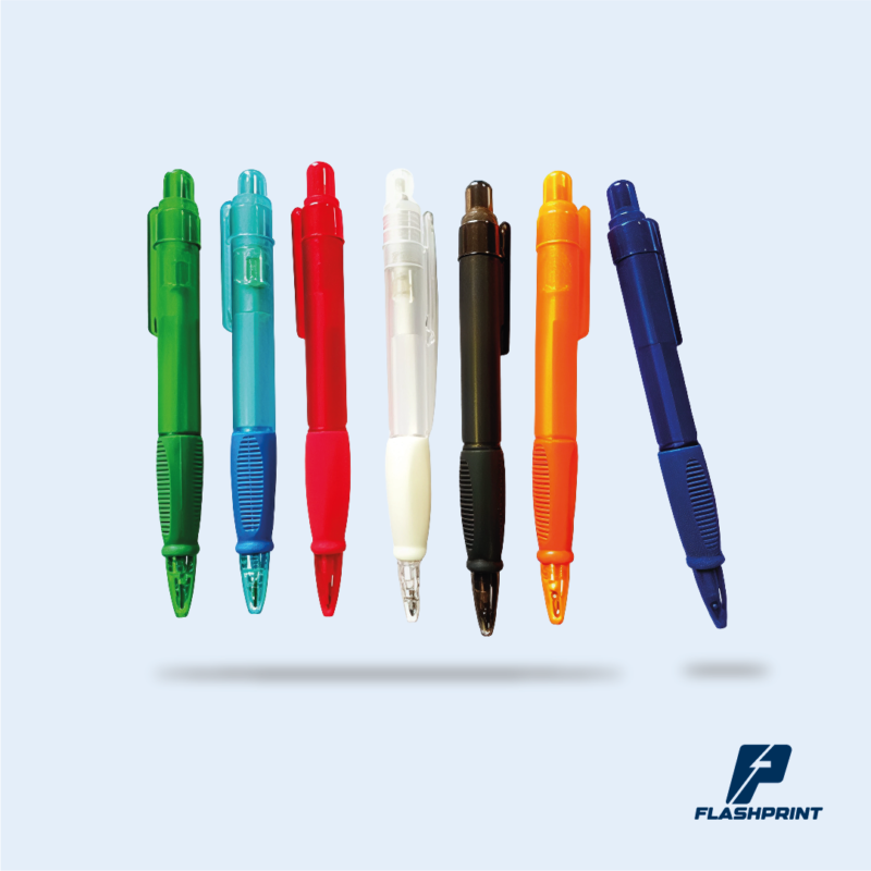 alt="lapiceros plásticos translúcidos con grip de goma en varios colores"
