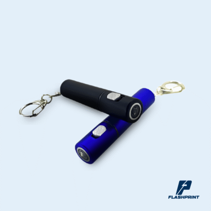 alt="Llavero con mini linterna LED personalizado con logo"