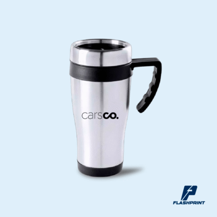 alt="Mug de plástico con jarro de acero inoxidable y asa plástica en colores azul, rojo y negro, capacidad 400 ml"